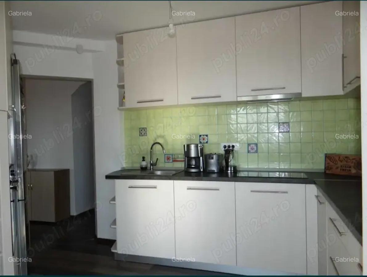 Camera de inchiriat intr-o casa cu gradina Bartolomeu Avantgarden doar pentru femei - 9