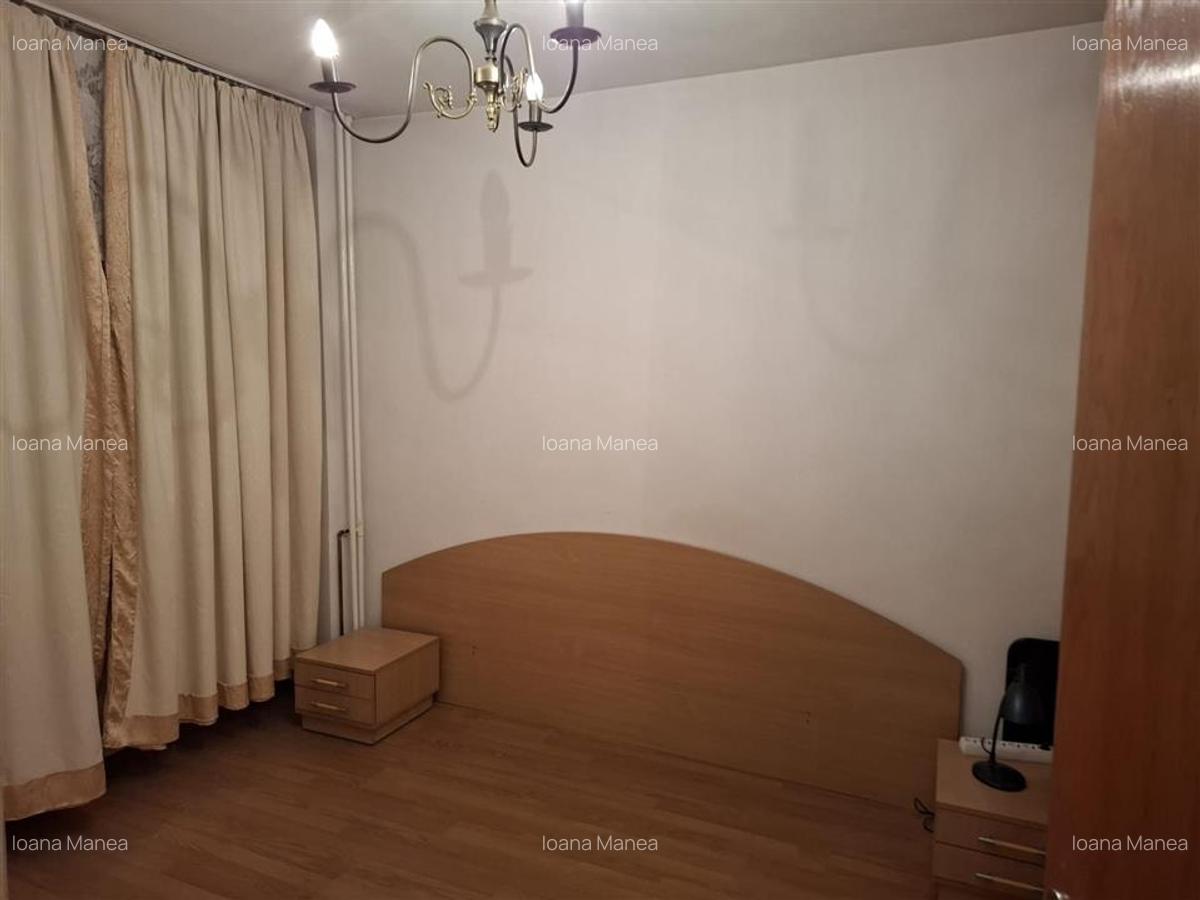 Vanzare apartament 2 camere | Iulia Hasdeu | et 3 | renovat | 55 mp utili | Bloc - 8