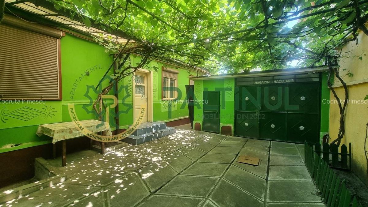 Casă singur în curte, 363 mp teren - zona Record, 2 intrări, anexa, trifazic - 2