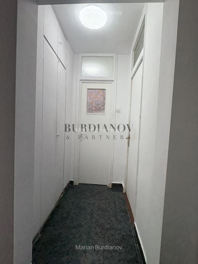 Apartament cu 3 camere de vânzare Bd. Basarabia / Metrou Titan - 11