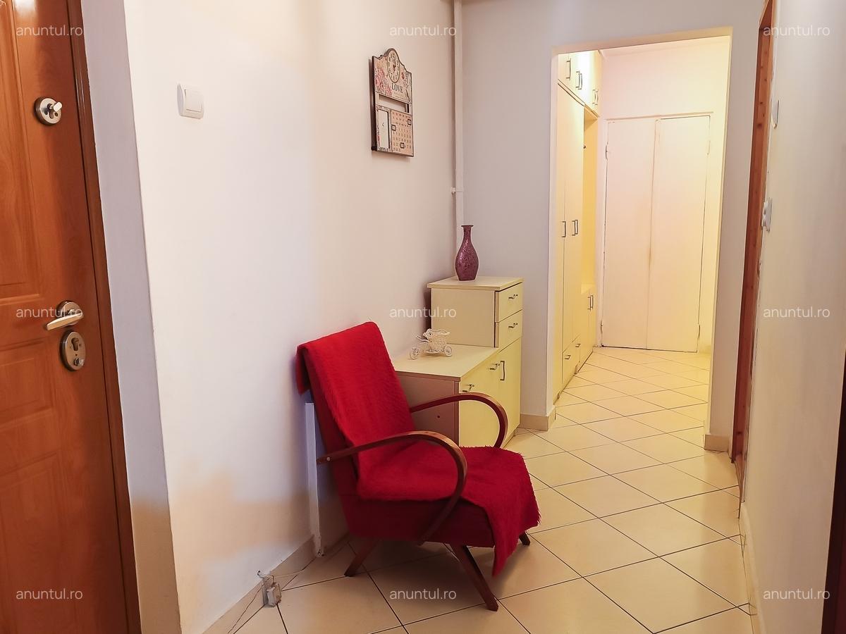 Piata Sud - MegaImage Orizont - 3