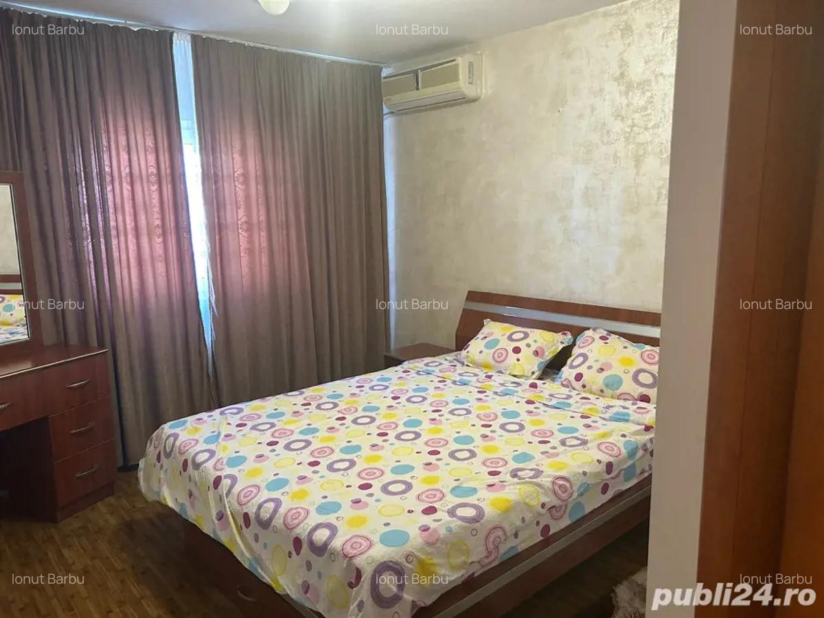 De vanzare - Apartament spatios cu 4 camere in Alexandria - 3