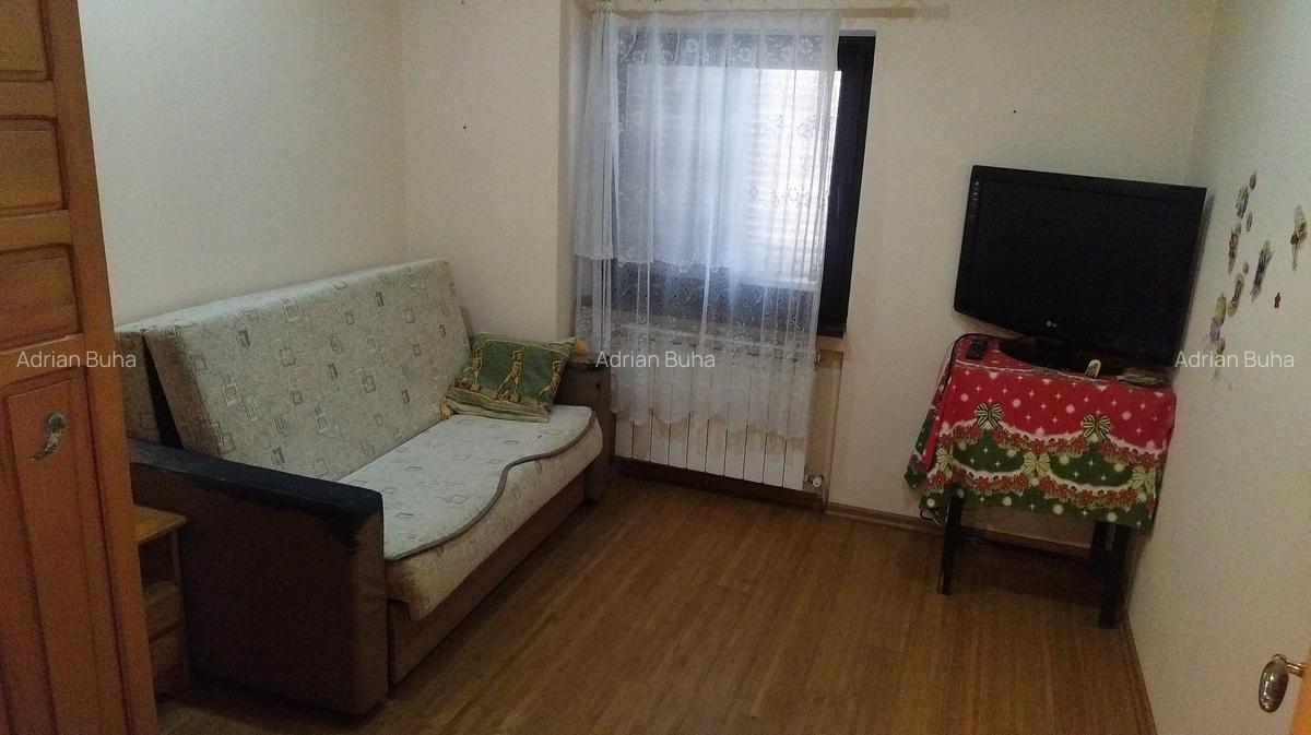 Casă cu 9 camere în Tomis II - 18