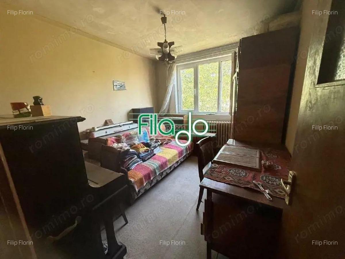 Apartament 4 camere Metrou 1 Decembrie 1918 - 2 Apartament 4 camere Metrou 1 Decembrie 1918 - 2