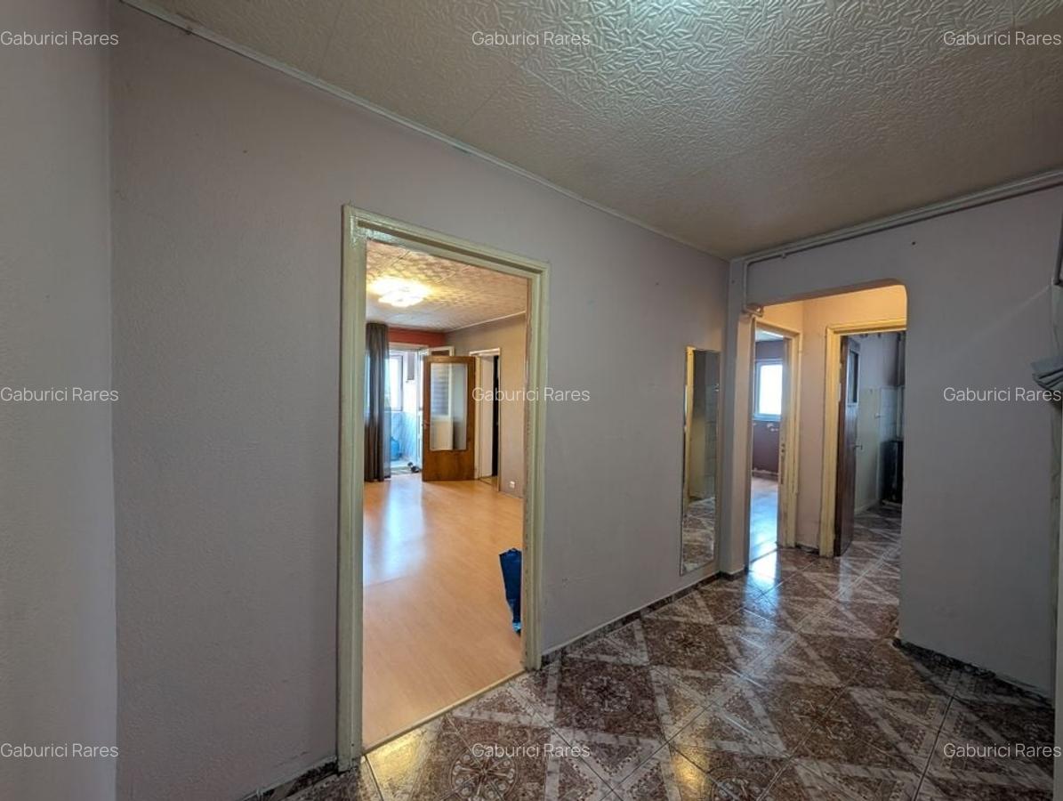 3 Camere Giulești, 60mp, Vedere Panoramică, Total de Renovat - 18 3 Camere Giulești, 60mp, Vedere Panoramică, Total de Renovat - 18