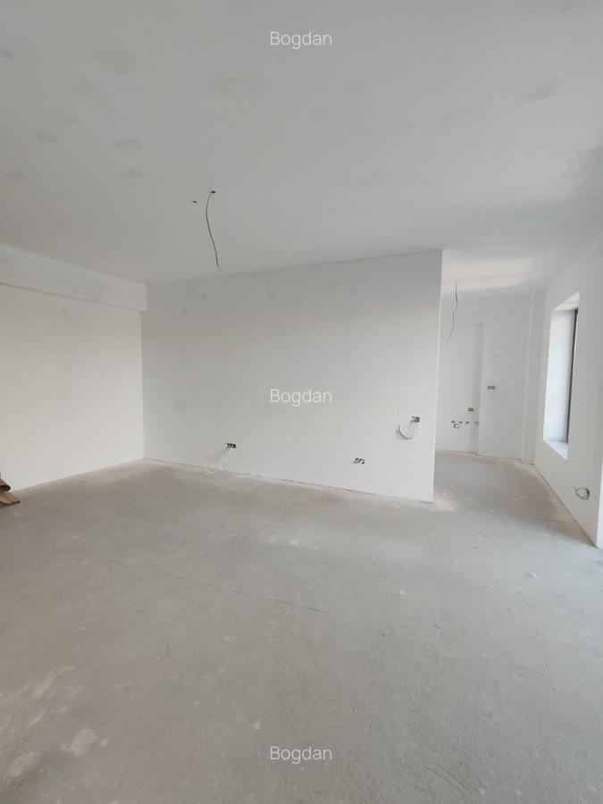 Apartament cu 2 camere semidecomandat în Sisești - 9