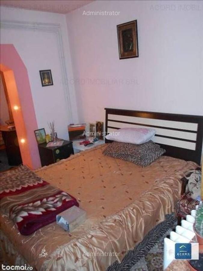 FALEZA NORD-APARTAMENT 5 CAMERE ETAJ 1 CU GAZE - 8