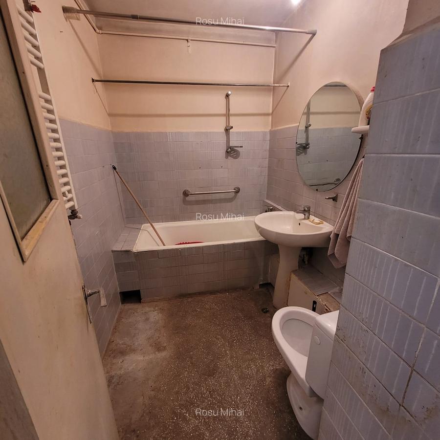 Apartament cu 2 camere decomandat în Aviației - 13
