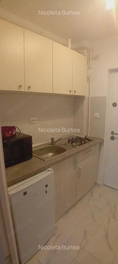 Vand camera de camin transformata in garsoniera - 2