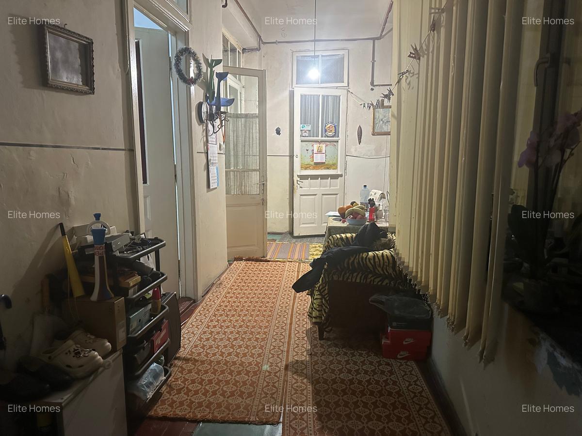 Apartament cu 7 camere semidecomandat în Universitate - 7