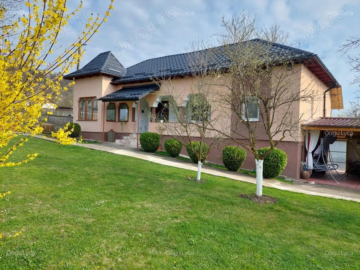 Casa de vanzare la doar 7 km de Mioveni - 8