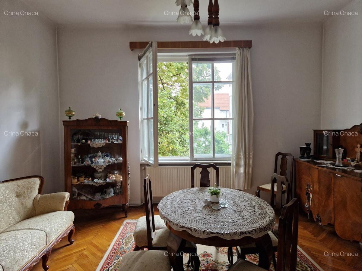 Apartament ultracentral cu garaj, str. Bisericii Ortodoxe - 5