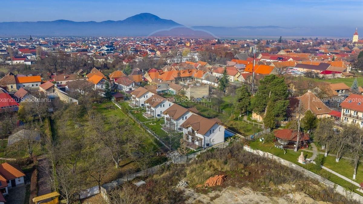 CASE NOI IN ARHITECTURA ALPINO-MODERNA CU ALEE PRIVATA | CRISTIAN - 8