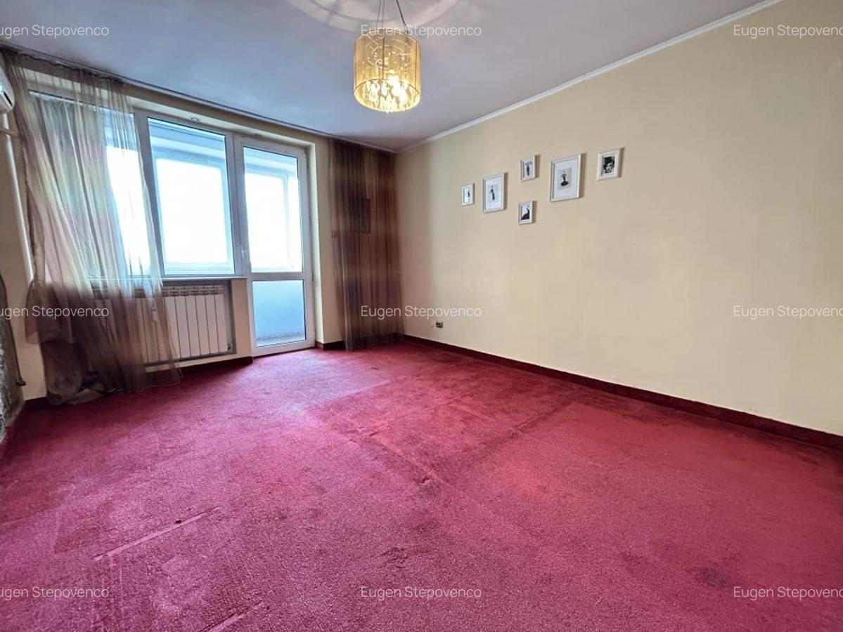 `Vanzare 2 Camere Drumul Taberei 47mp decomandat Vedere spre Parc - 1