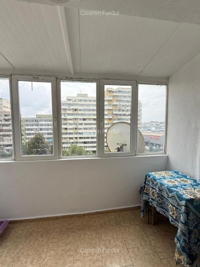 De vânzare 4 camere, spațios, 2 băi, 2 balcoane, lângă Mega Mall - 3