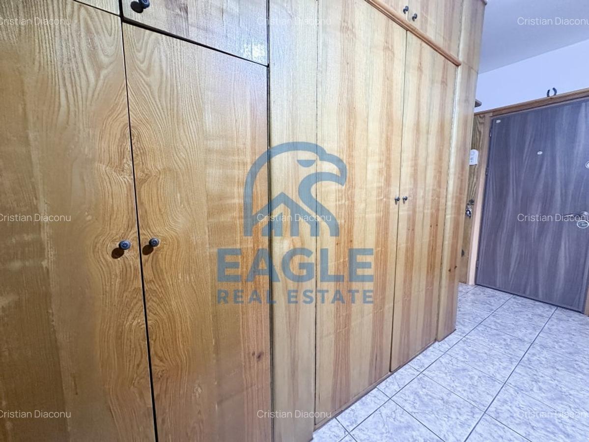 Inel 2 - Dezrobirii, 3 Camere cu balcon pe termen lung - 17