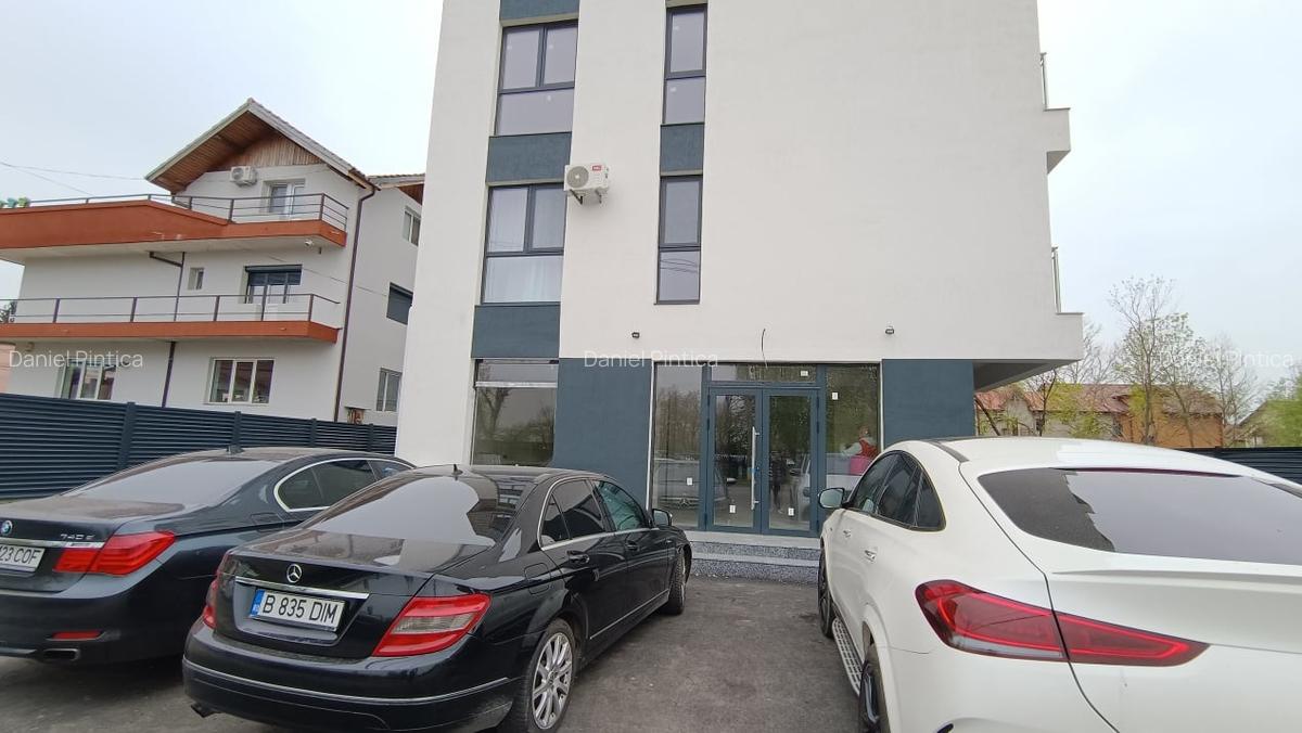 Spatiu Comercial Stradal langa strada Uverturi - 1