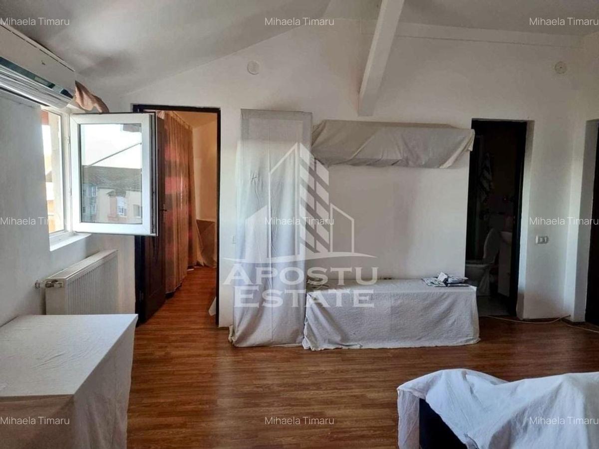 Apartament cu 2 camere, centrala proprie, zona Soarelui - 3