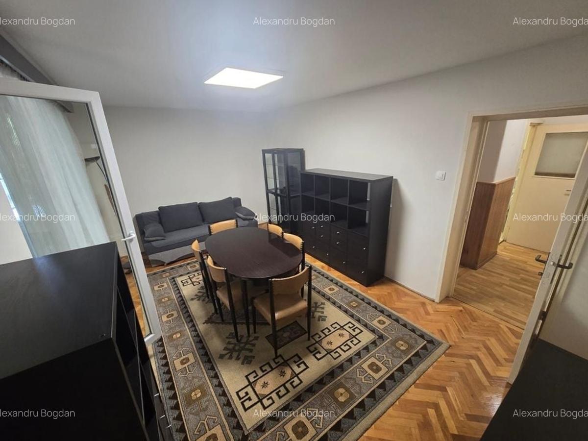 Apartament 3 camere,bloc izolat termic,70 mp, et 1 - 10
