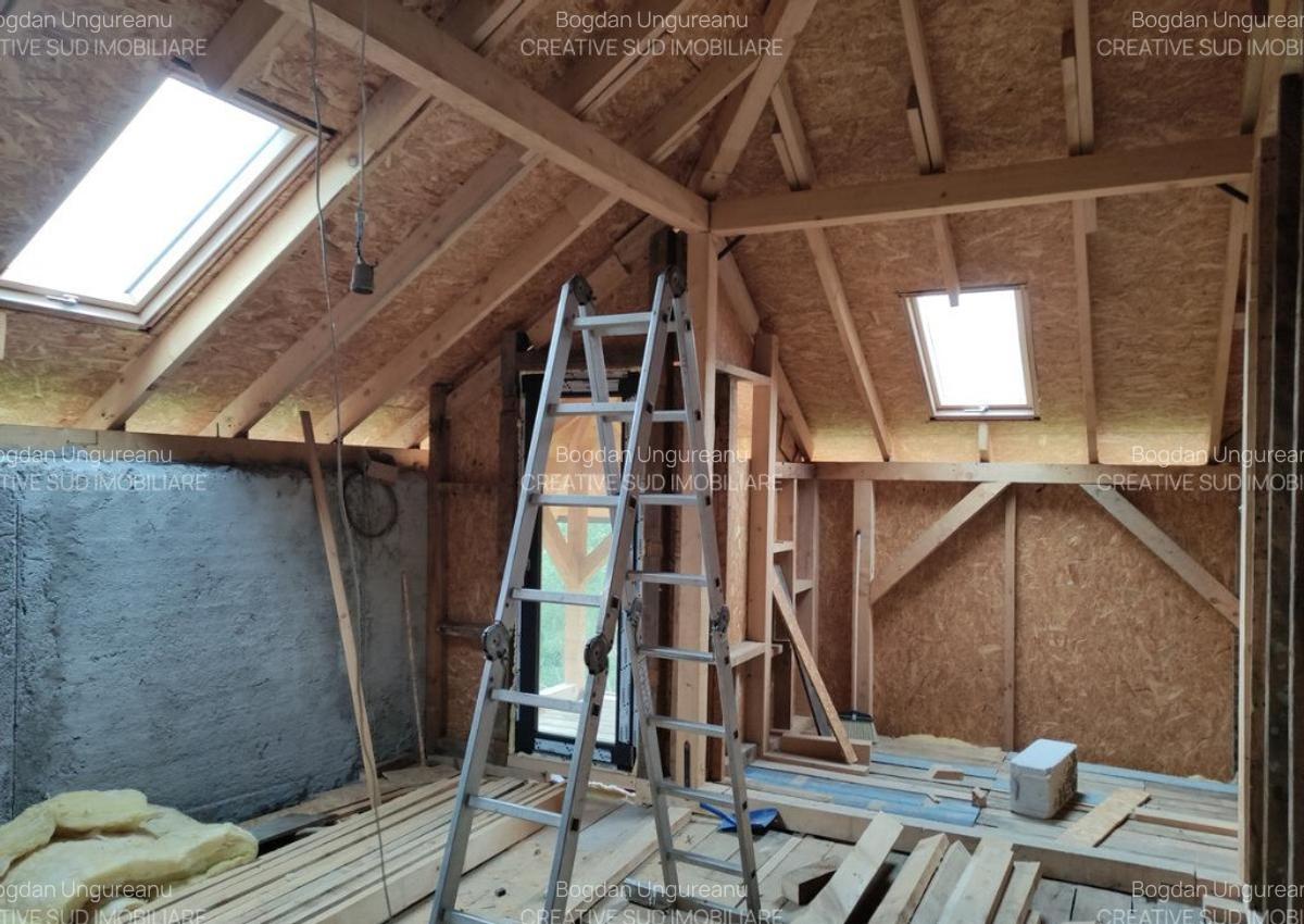 Sinaia / Peles - Vila D+P+M - 10 Camere - 260 mp utili - 700 mp teren - 12