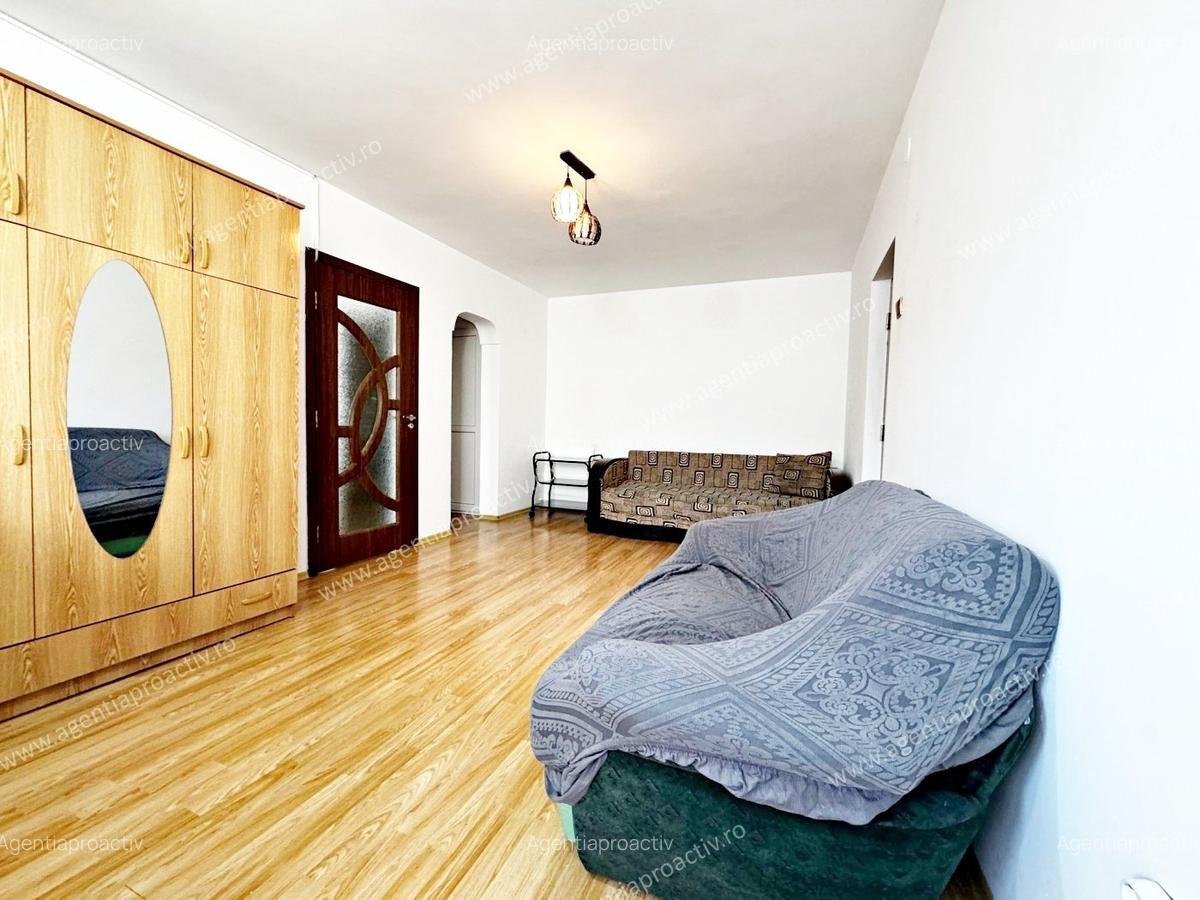 Apartament cu 3 camere, situat la etajul 3, în Țiglina 2. - 1