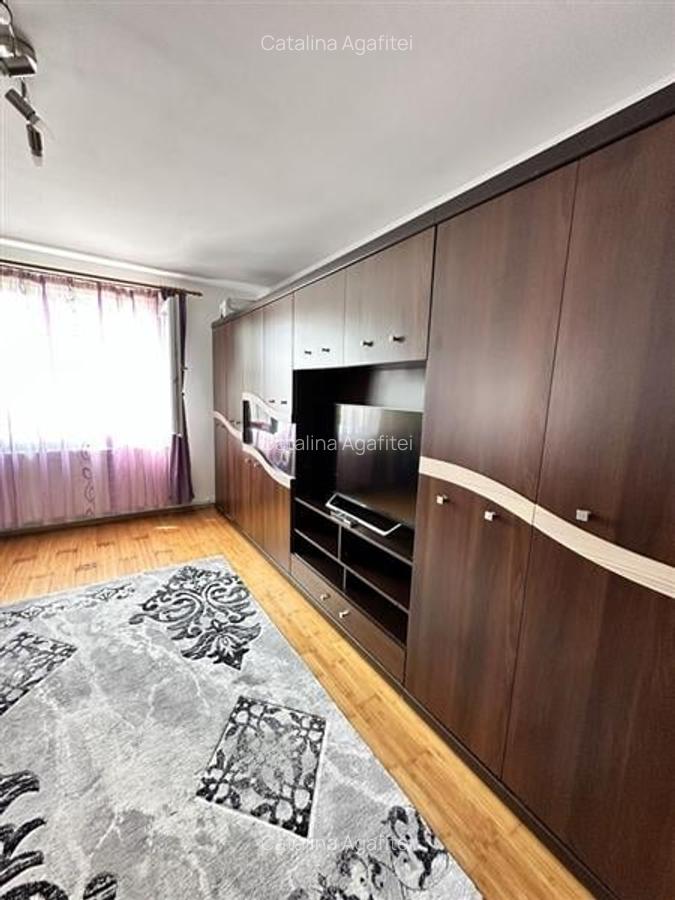 Apartament cu 2 camere decomandat, mobilat în Bartolomeu - 3
