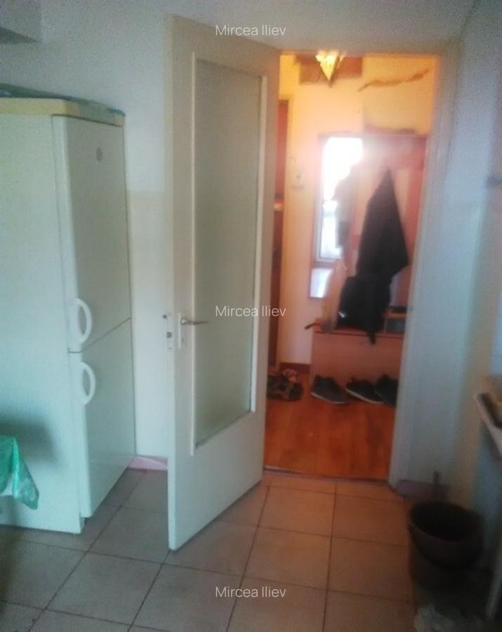 Ofer spre inchiriere 2 camere Mazepa, Galati, 250 euro/luna - 3