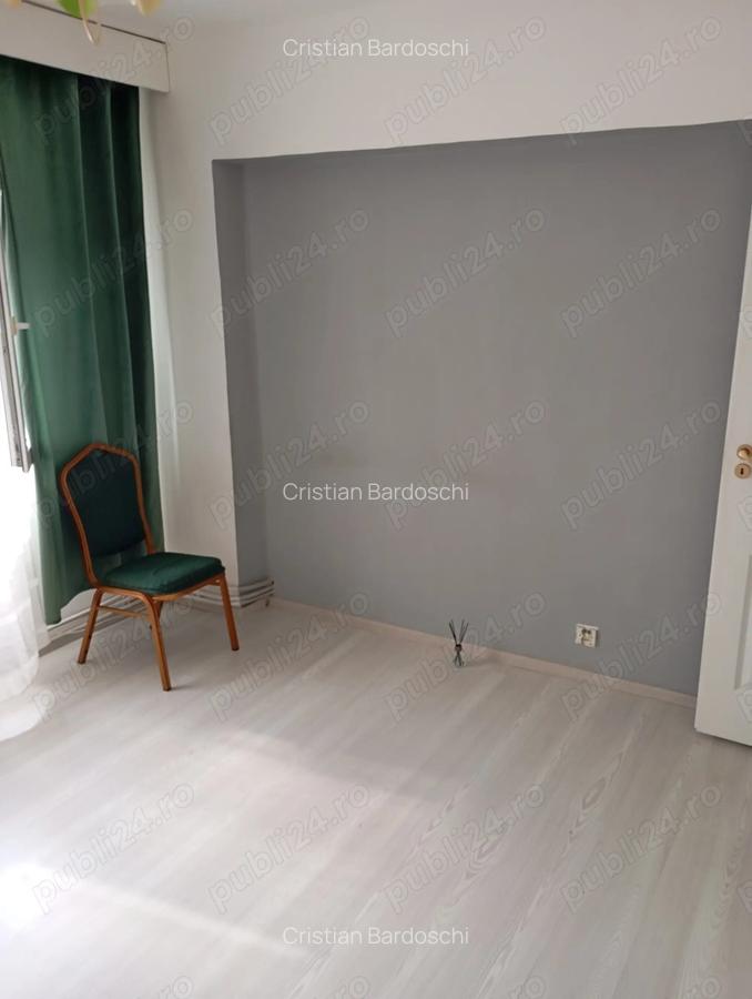 Apartament 2 camere decomandat B-dul Decebal Deva - 3