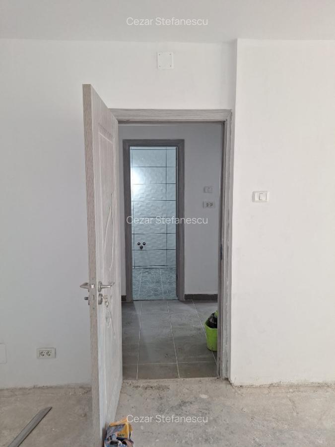 VANZARE GARSONIERA - 3