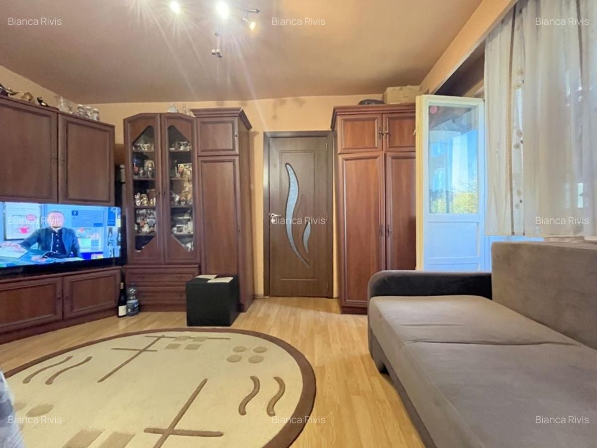 Apartament 3 camere, zona Dacia - 1