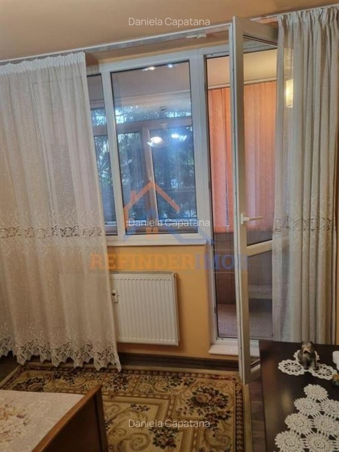Vanzare apartament 2 camere  zona Prelungirea Ghencea - Tranvai 41 - 1