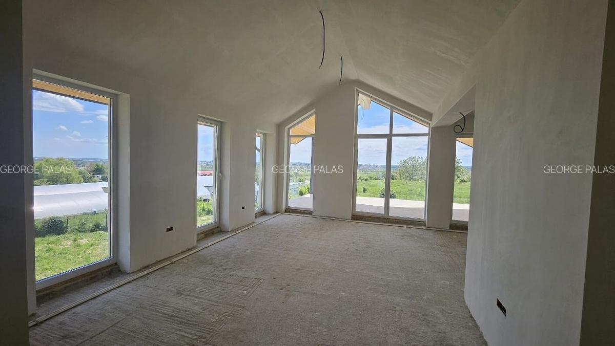 CASA BELVEDERE TARGOVISTE - 13