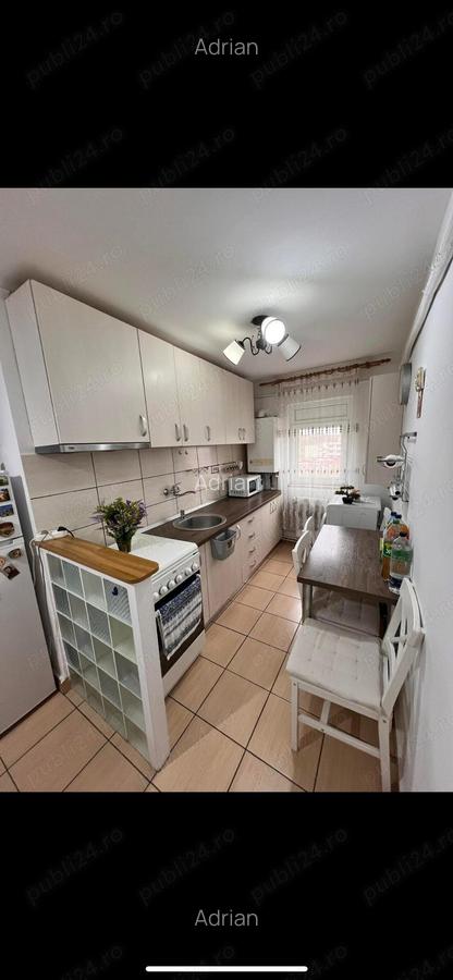 Vand apartament 2 camere Oras Buzias central - 4