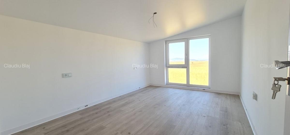 Casa individuala 4 camere 3 bai si garaj Cartier Izvor - 14