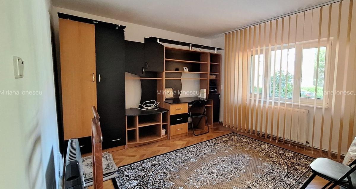Apartament renovat cu 3 camere - zona Andrei Saguna - 15