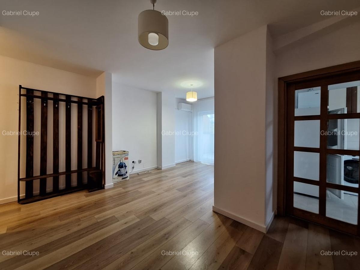 Apartament cu 3 camere, terasa de 20 mp, parcare, zona BMW - 3