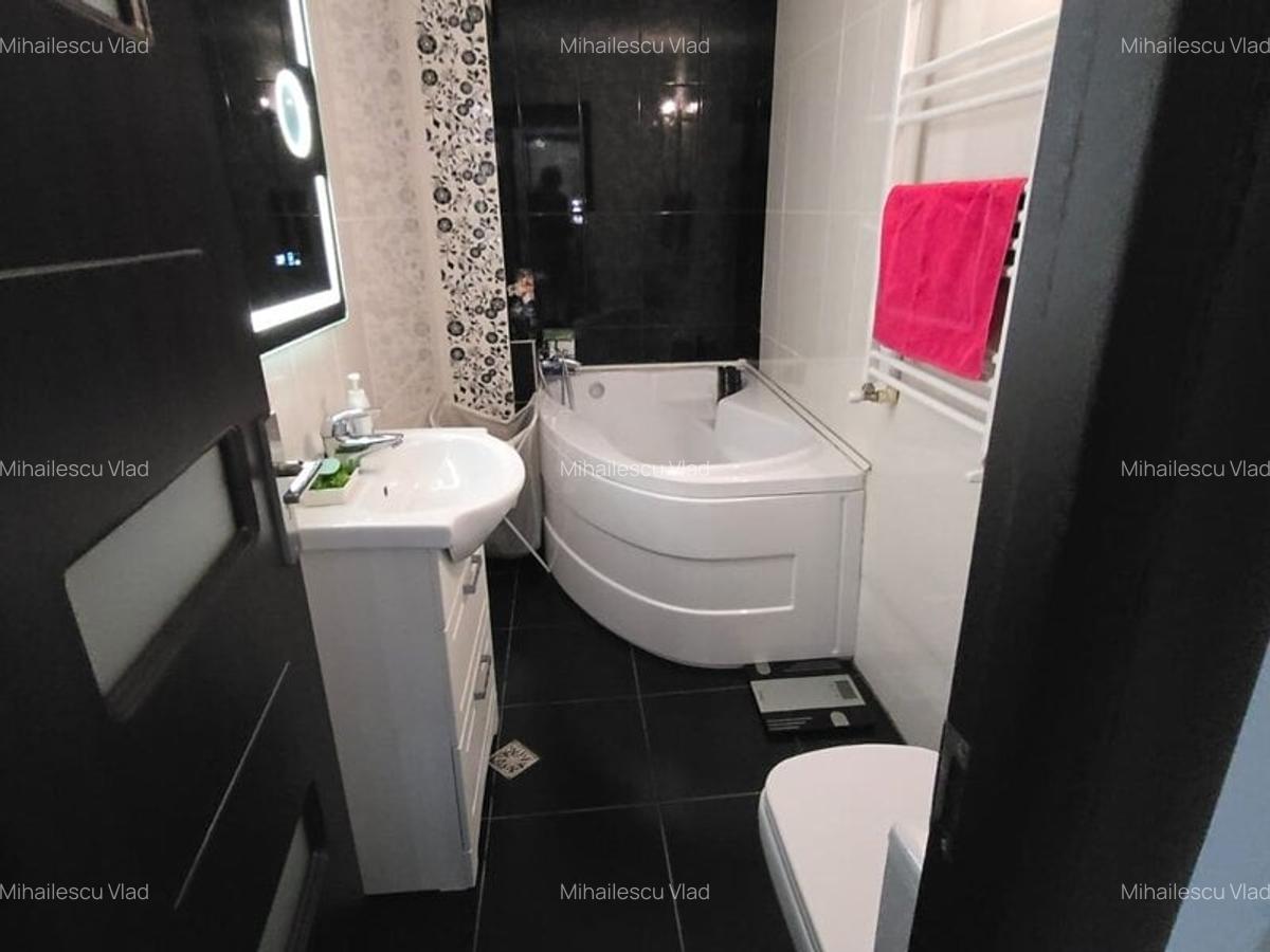 Apartament cu 3 camere decomandat, mobilat în 13 Septembrie - 14