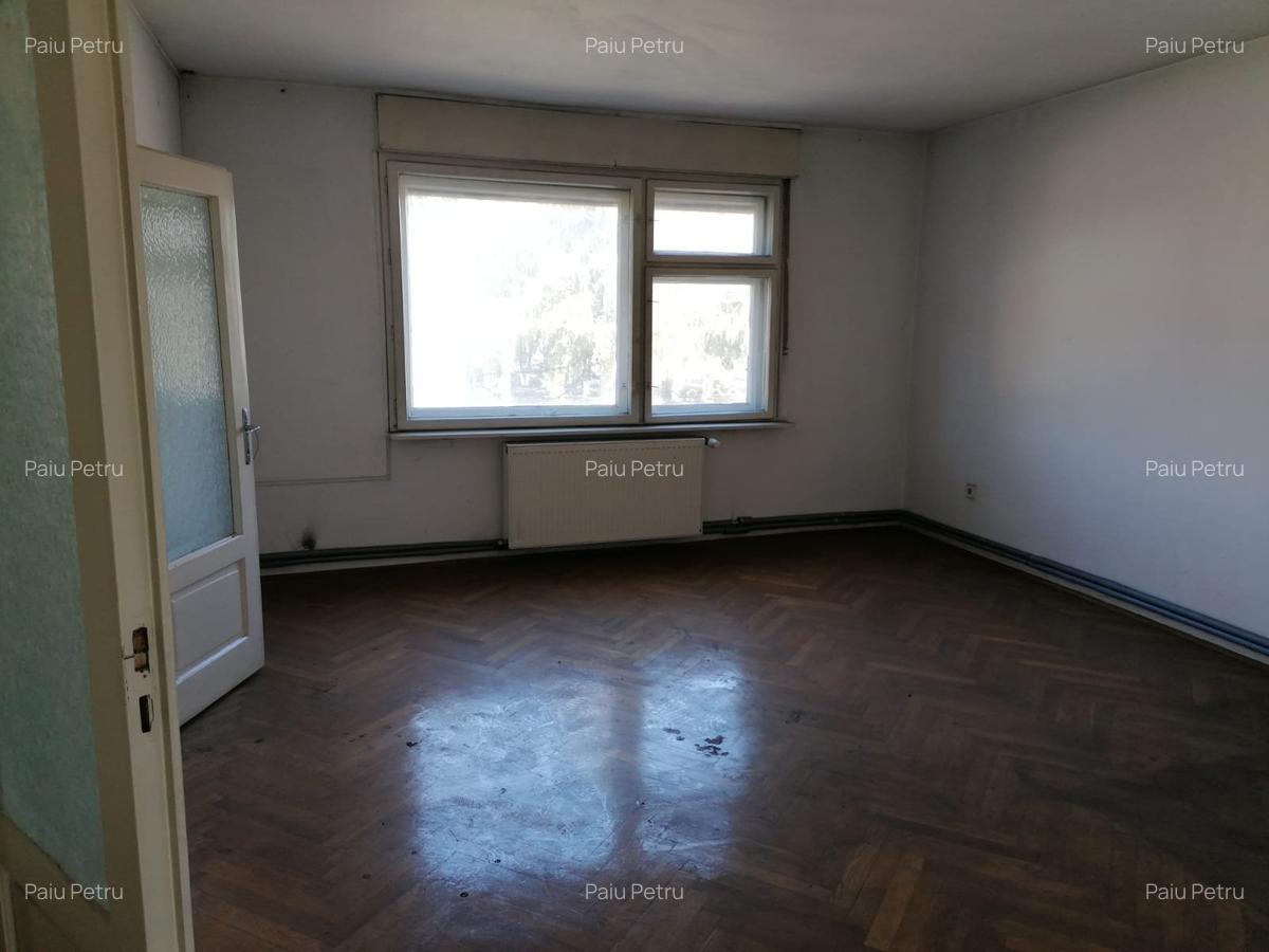 Casa zona Grivitei cu teren de 1000 mp. - 6
