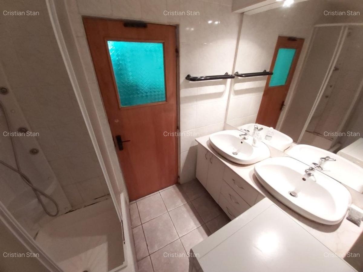 Unirii fantanile mari Piata Unirii - Piata Constitutiei 2 cam 450 euro - 10
