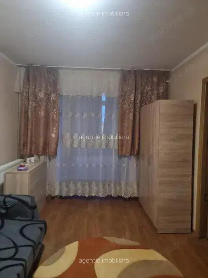 2 Camere Alexandru cel Bun - Piata Voievozilor - 3