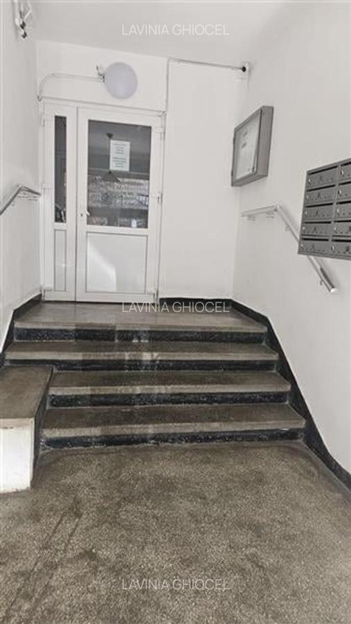 Piata Muncii-Calea Calarasi, apartament 3 camere, decomandat, mobilat-utilat, bl - 33