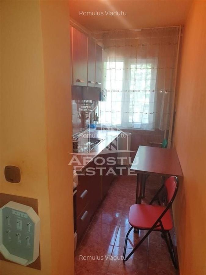 APARTAMENT CU 3 CAMERE SEMIDECOMANDAT CIRCUMVALATIUNII - 6