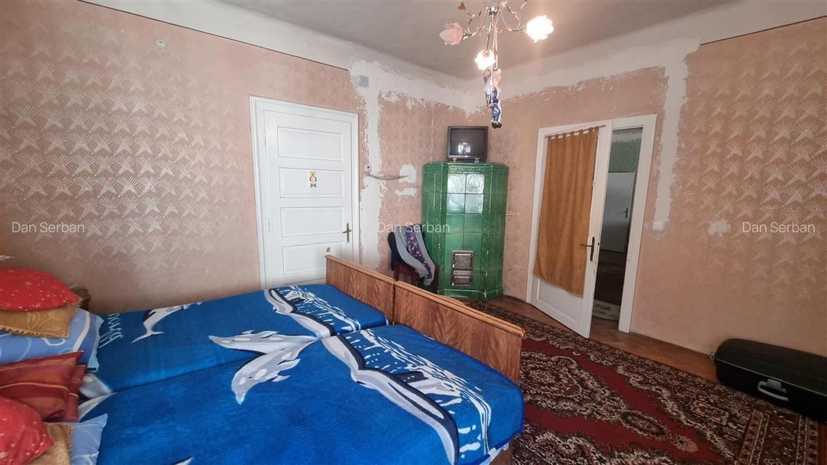 Apartament de doua camere  la casa , cu gradina zona centrul Istoric - 3