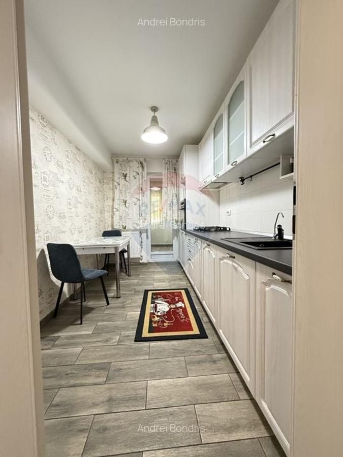 Apartament cu 3 camere de inchiriat Aparatorii Patriei - 9