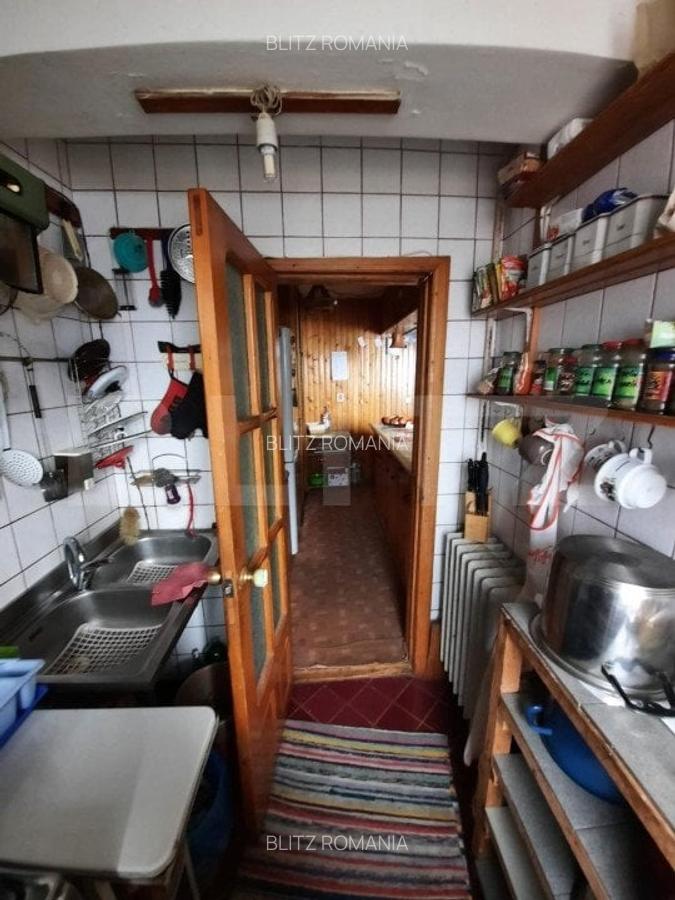 Casa individuala 220 mp, 330 mp teren, zona Marasesti - 9