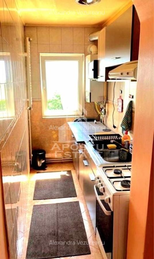 Apartament cu 2 camere semidecomandat în Soarelui - 4