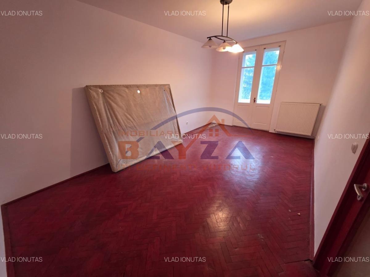 Vanzare apartament, strada Nicolae Iorga - Baia Mare, etaj 1, garaj si boxa - 5