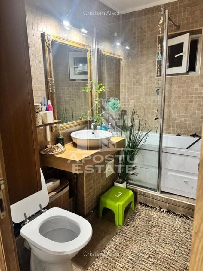 Apartament cu 3 camere, centrala proprie, zona Lipovei - 12