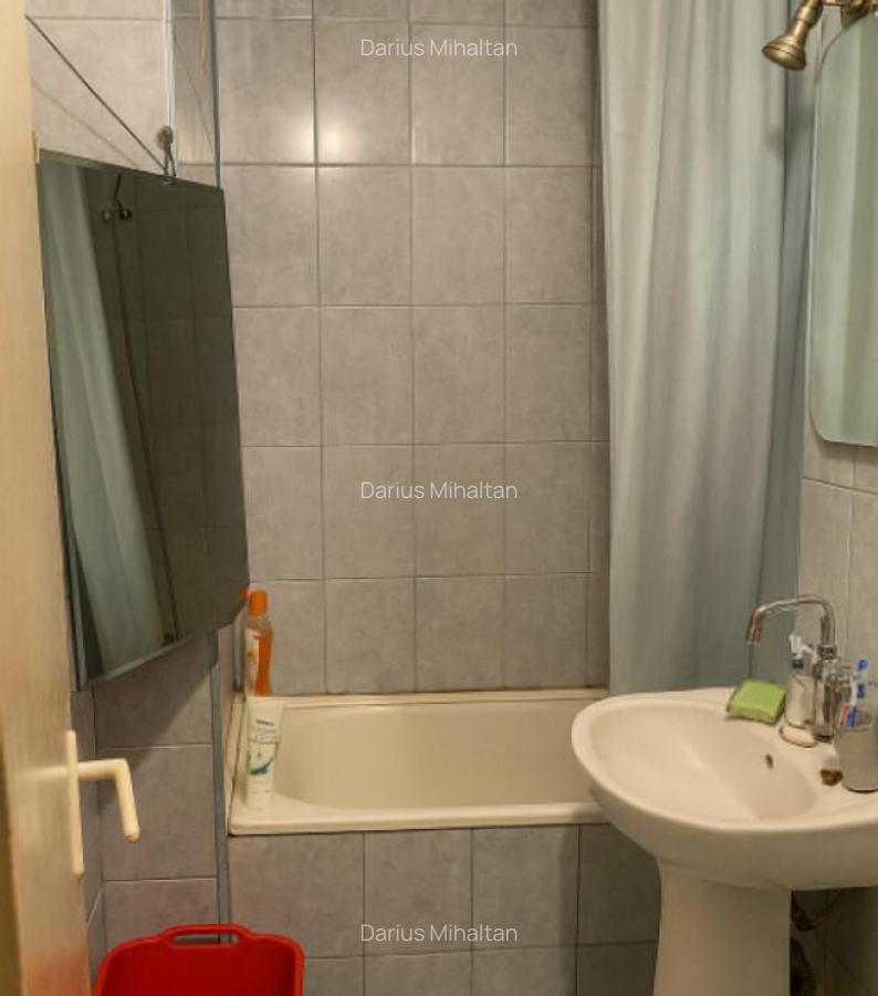 Apartament 2 camere et.1 zona Rogerius - 4
