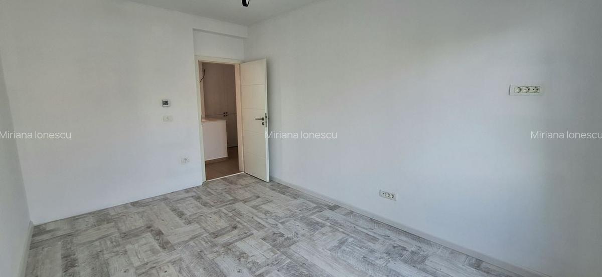 Casă cu 3 camere în Dumbrăvița - 25